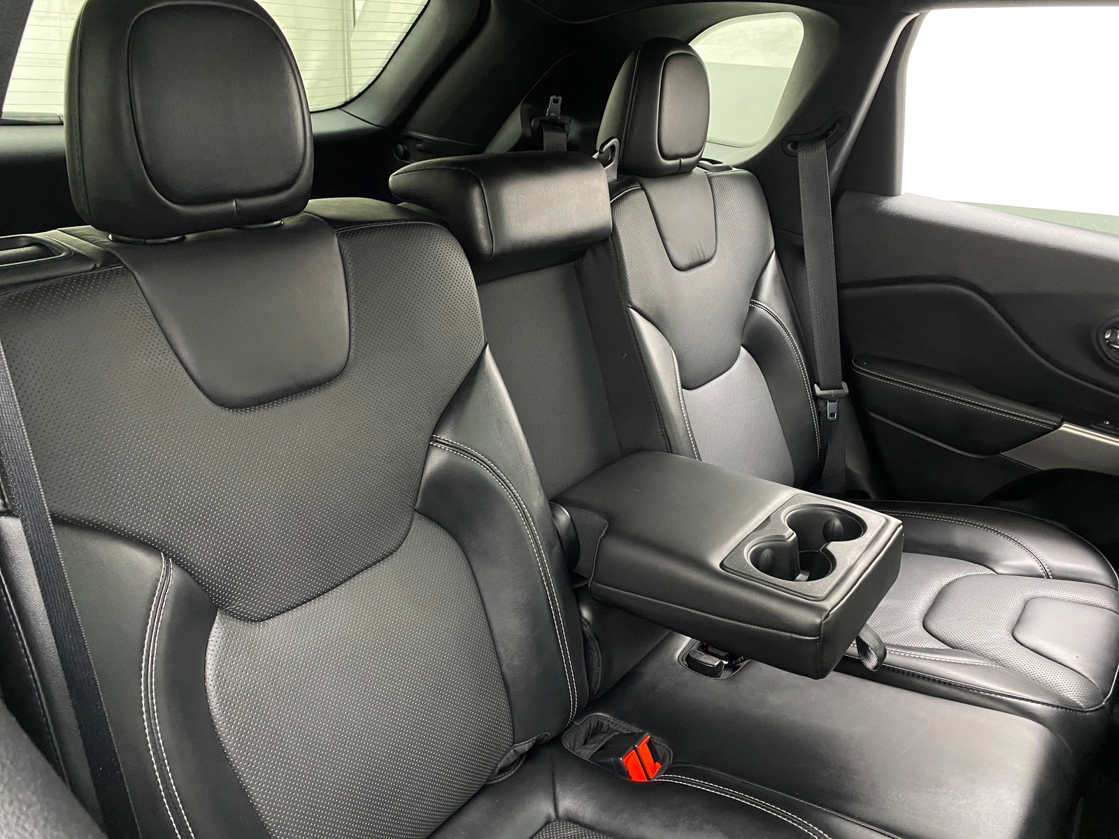 Thumbnail: 2021 Jeep Cherokee - 5