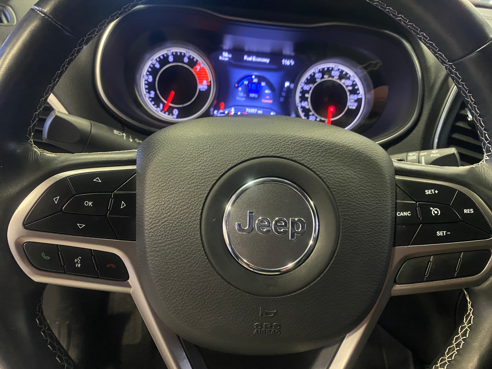 Thumbnail: 2021 Jeep Cherokee - 4