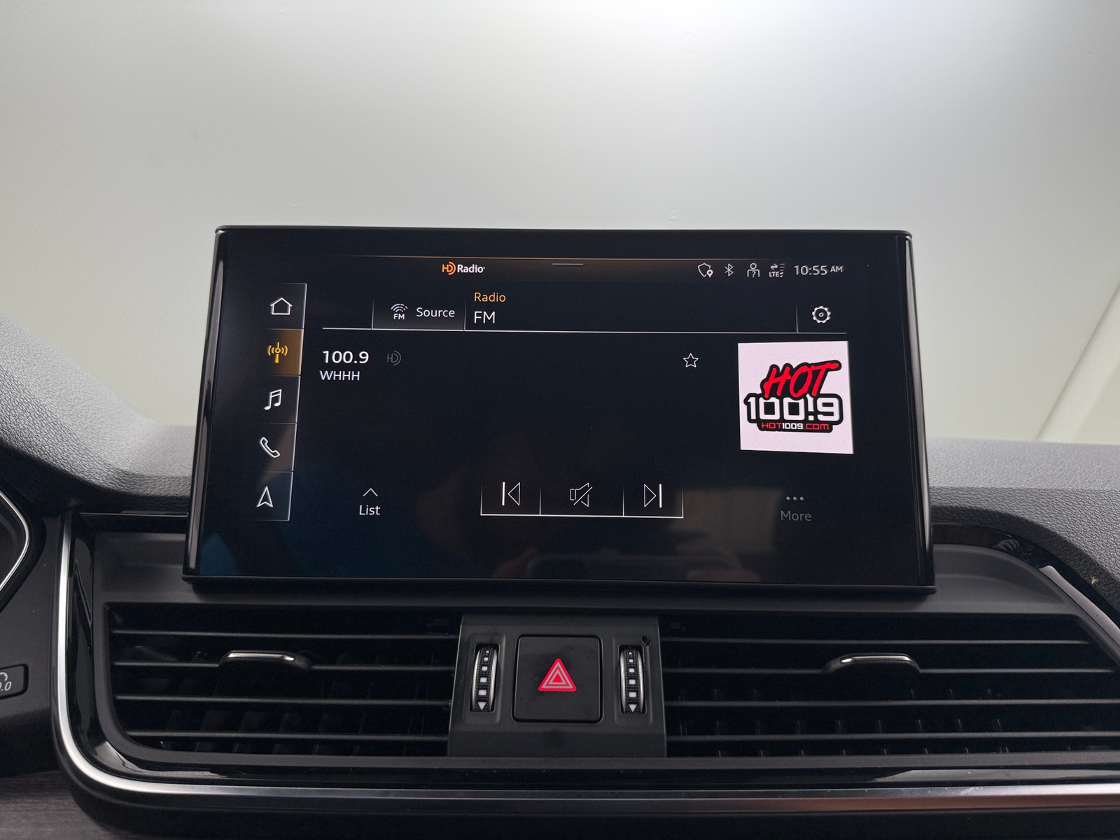 Thumbnail: 2022 Audi Q5 - 3