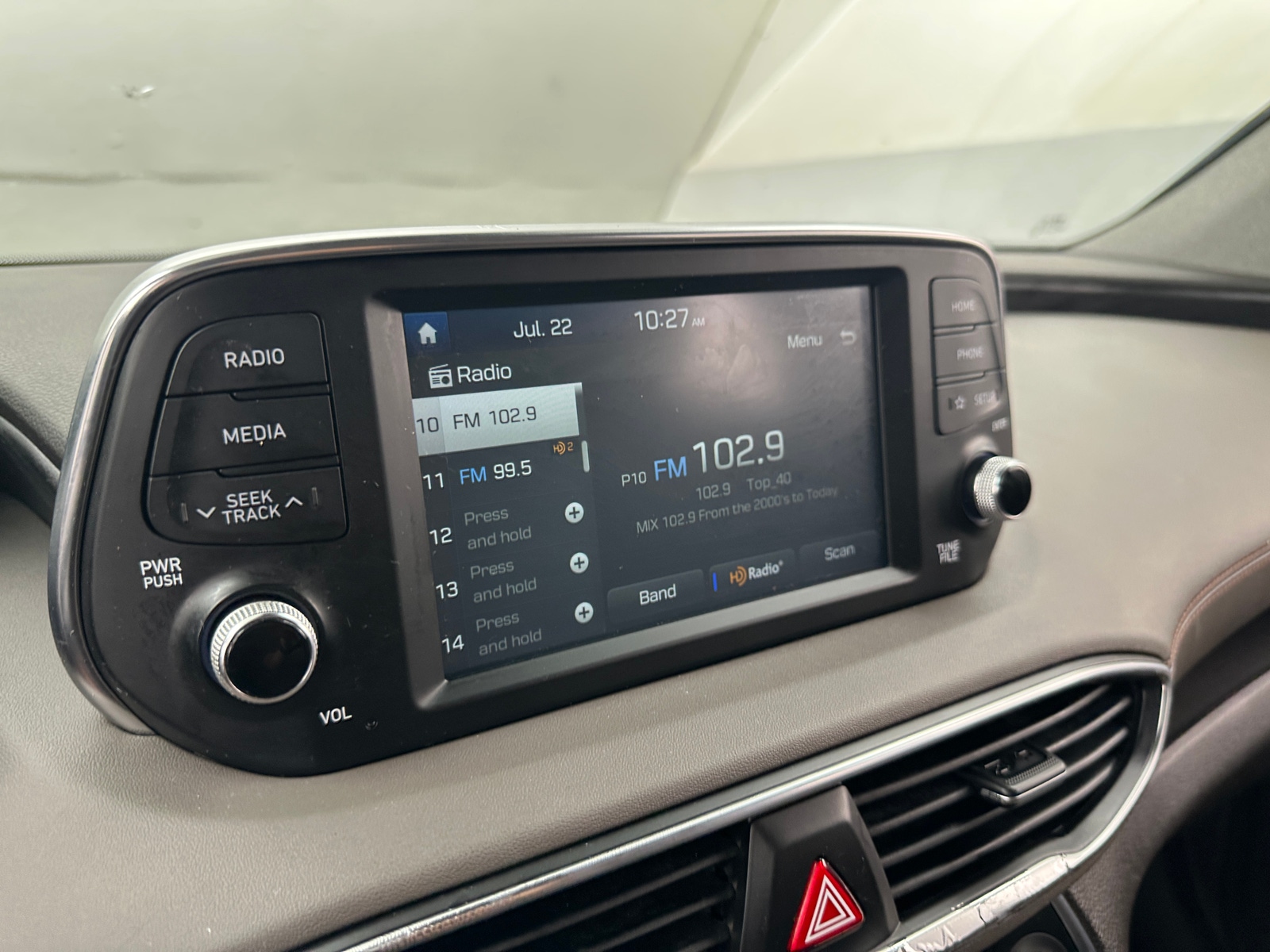 Thumbnail: 2019 Hyundai Santa Fe - 3