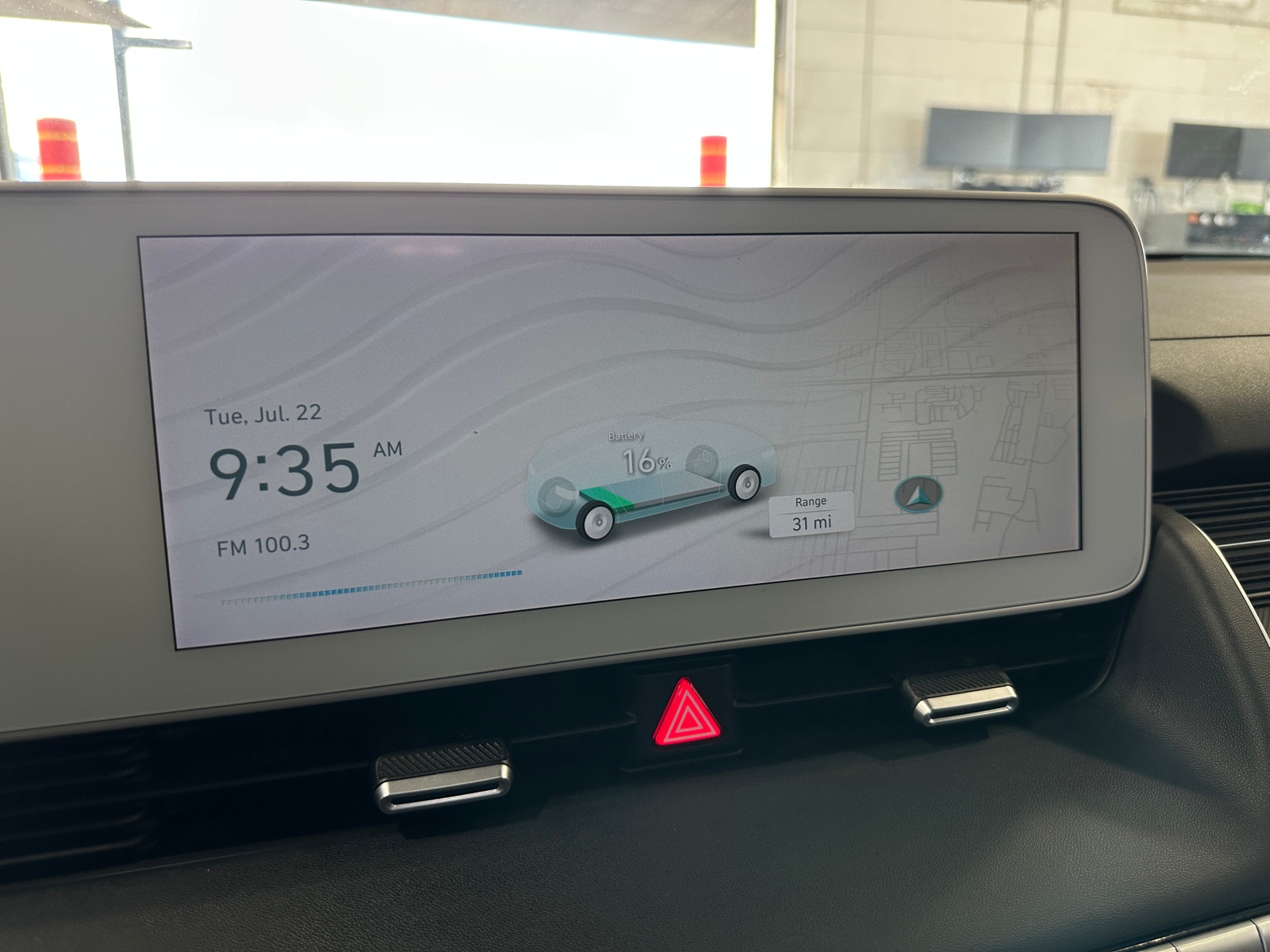 Thumbnail: 2022 Hyundai Ioniq 5 - 4