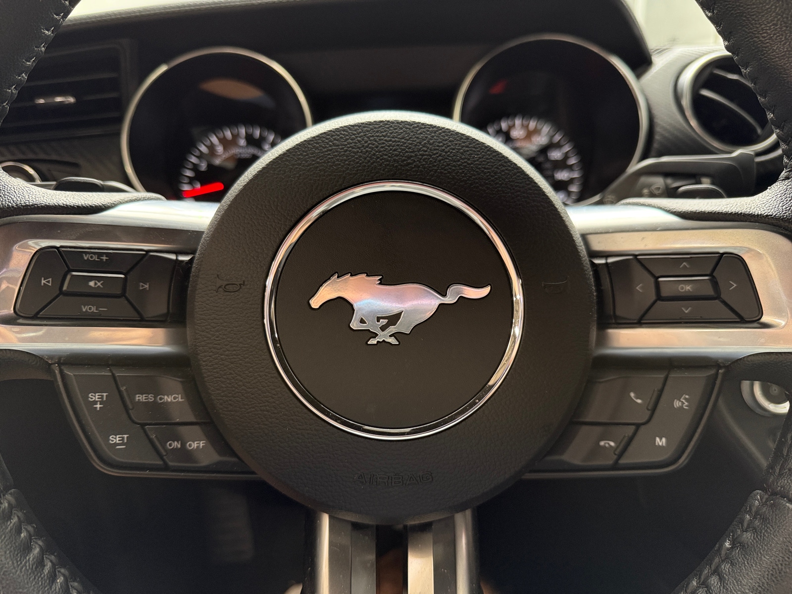 Thumbnail: 2019 Ford Mustang - 4
