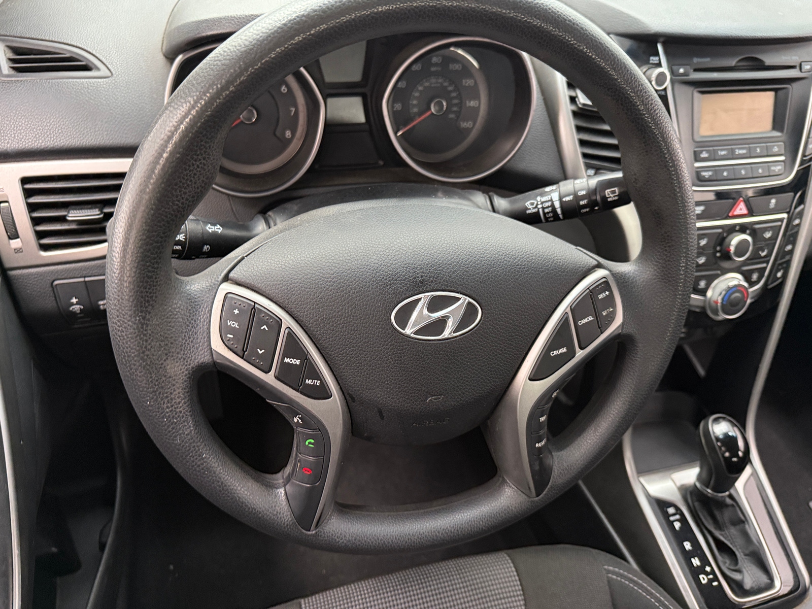 Thumbnail: 2015 Hyundai Elantra - 5