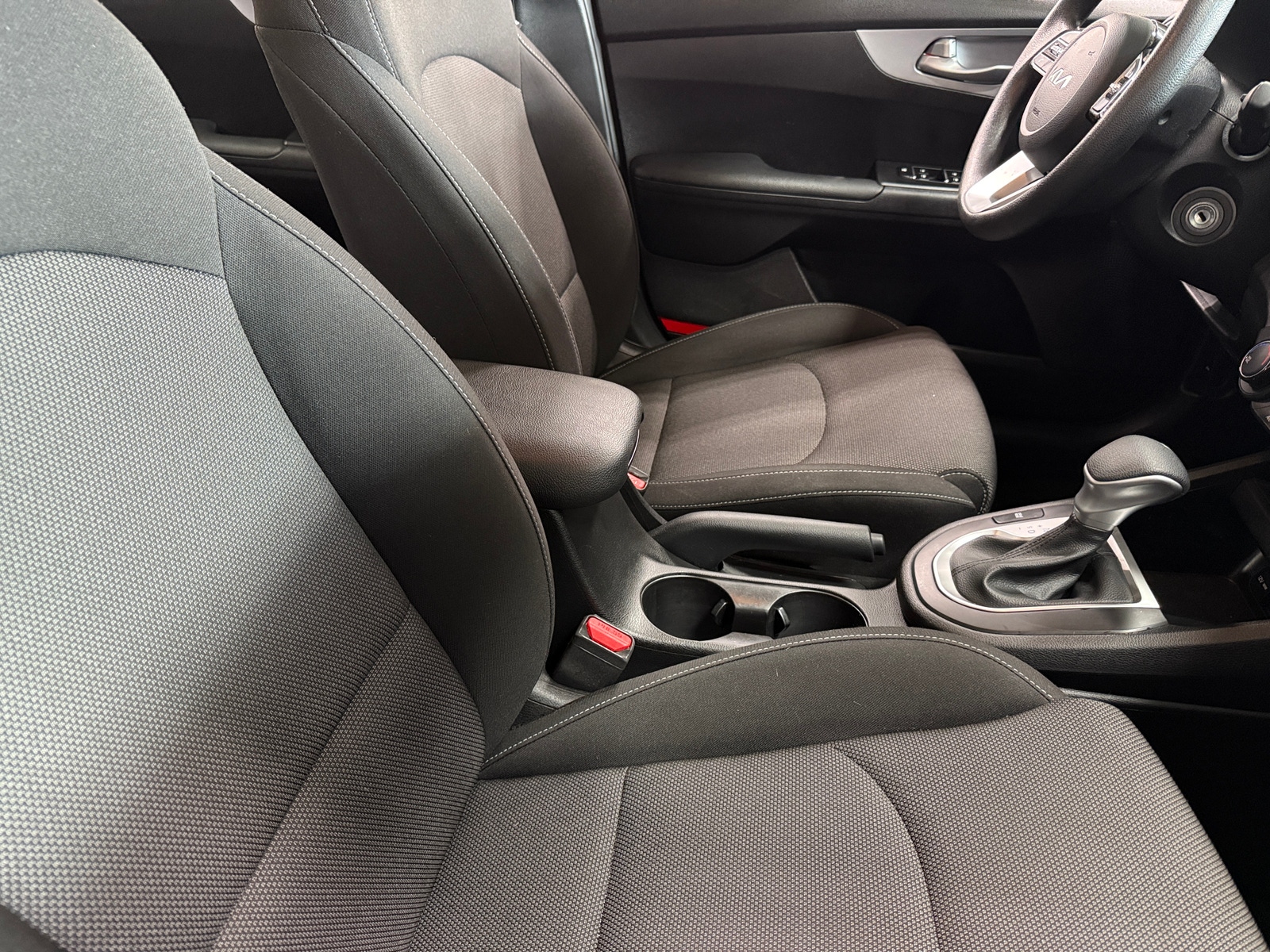 Thumbnail: 2023 Kia Forte - 2