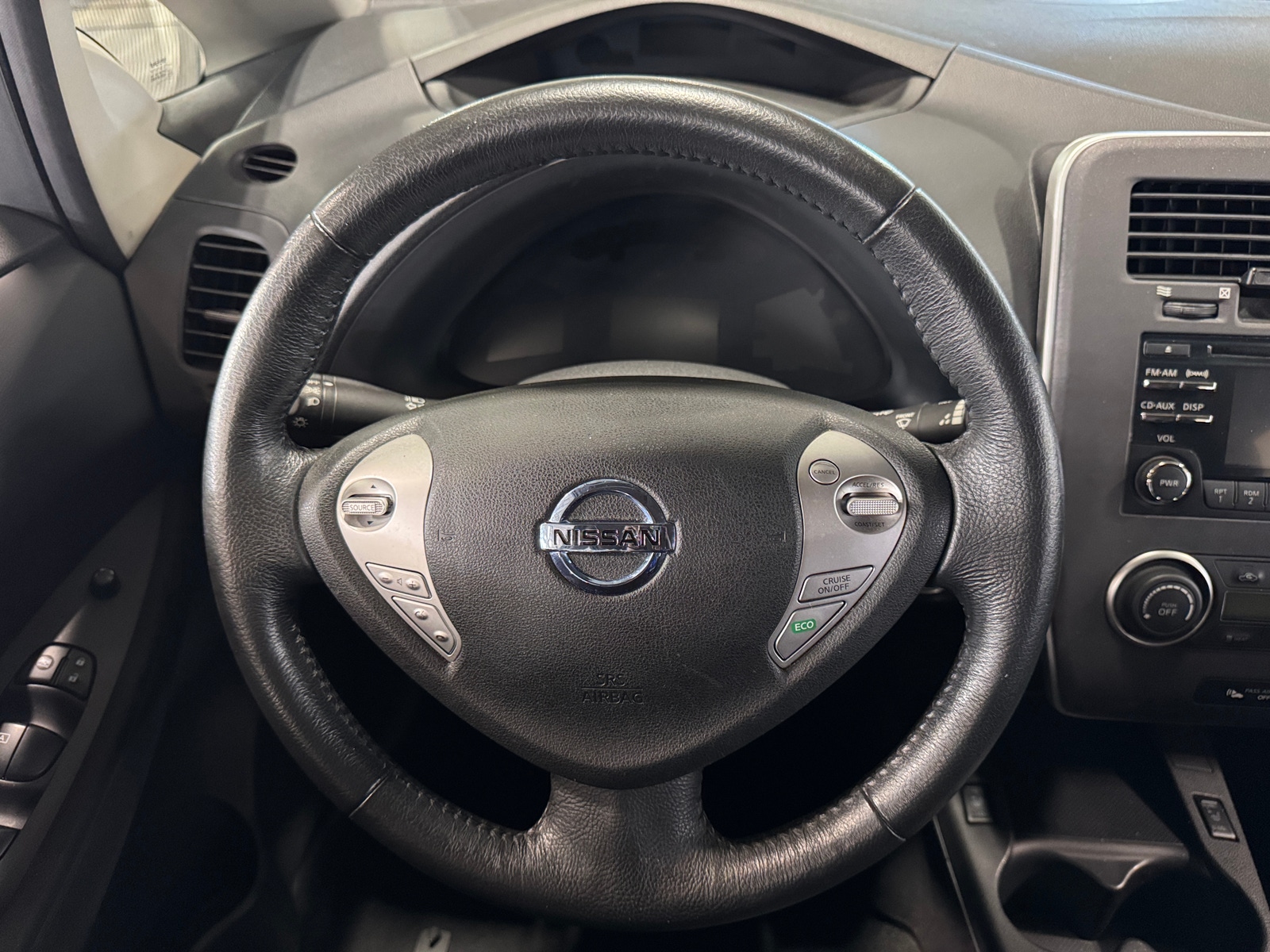 Thumbnail: 2015 Nissan Leaf - 5