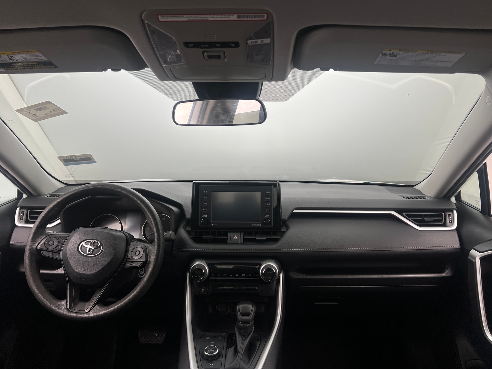 Thumbnail: 2021 Toyota RAV4 - 3