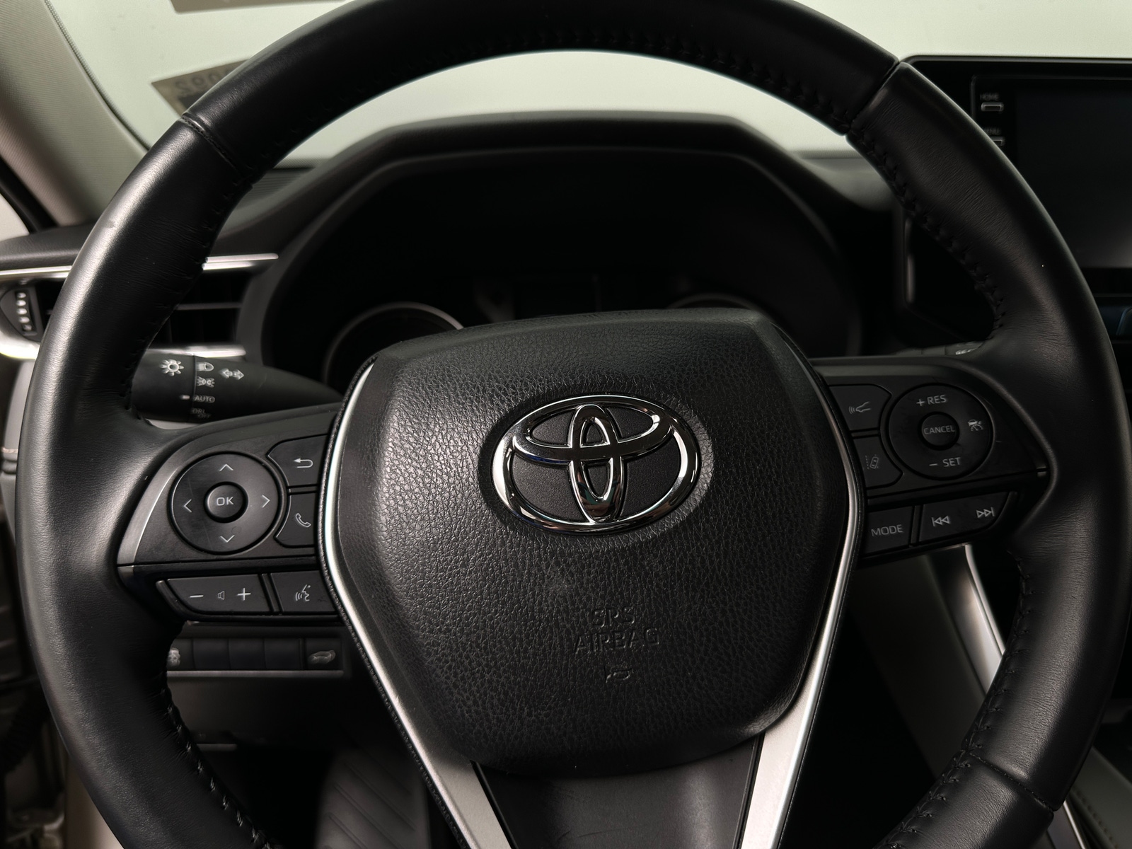 Thumbnail: 2021 Toyota Venza - 5