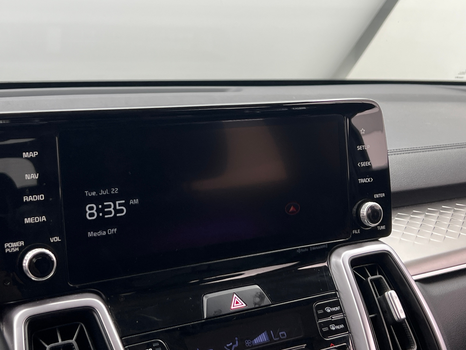 Thumbnail: 2023 Kia Sorento - 3