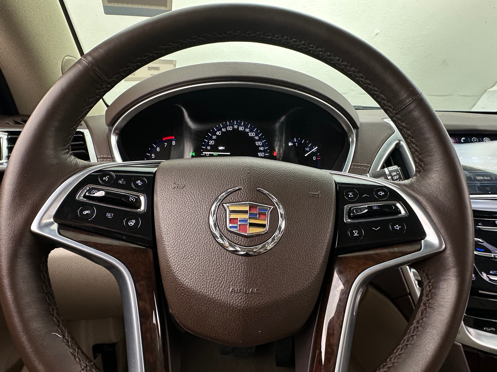 Thumbnail: 2016 Cadillac SRX - 4