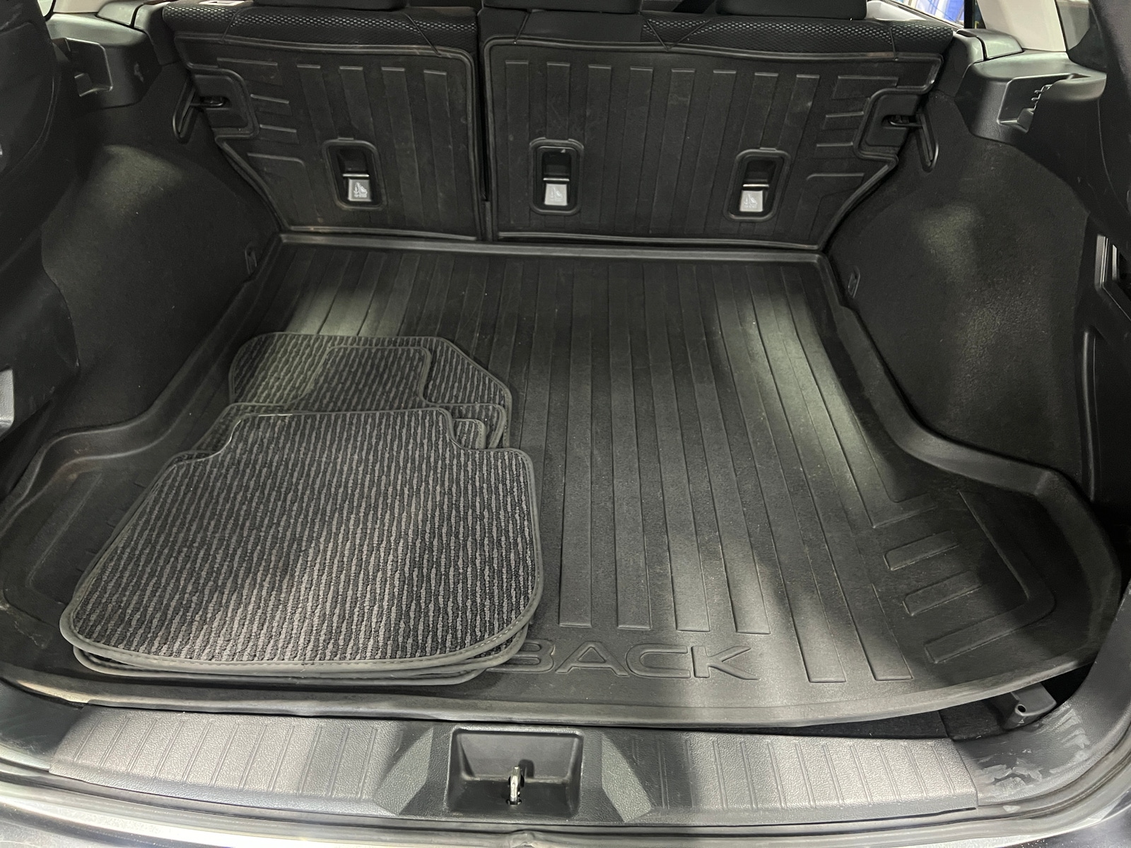 Thumbnail: 2019 Subaru Outback - 7