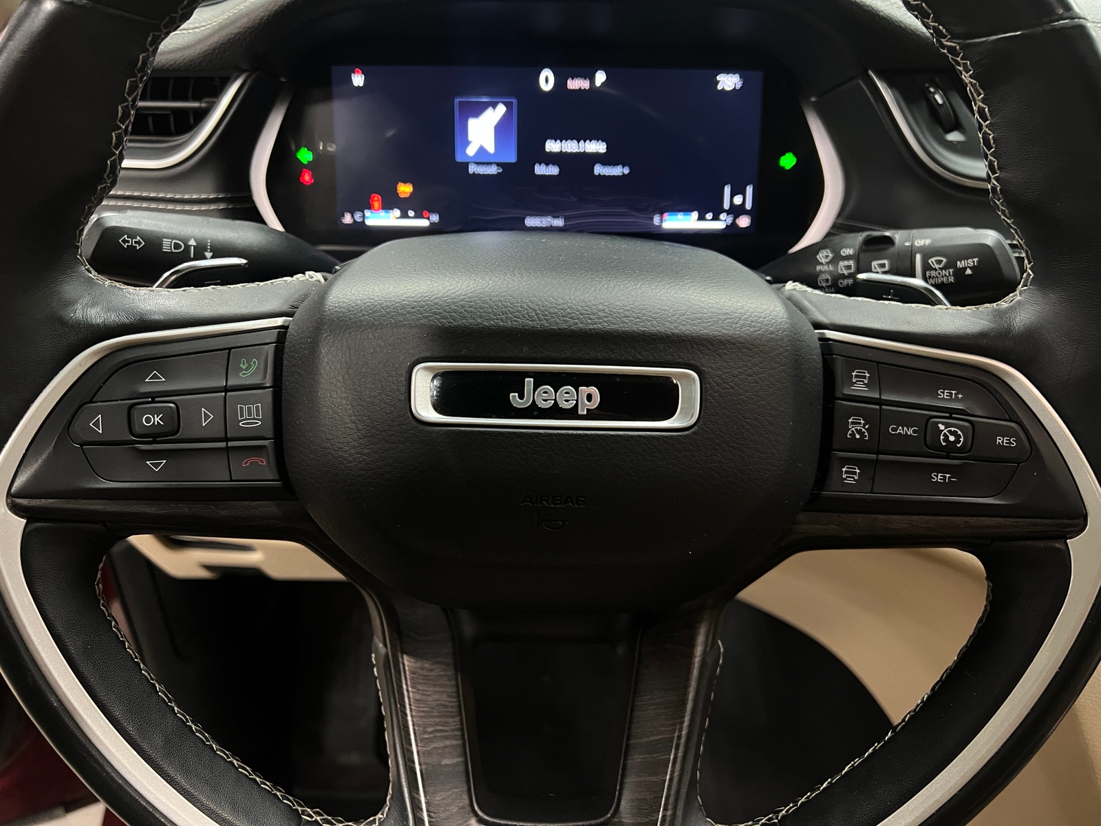 Thumbnail: 2021 Jeep Grand Cherokee L - 4
