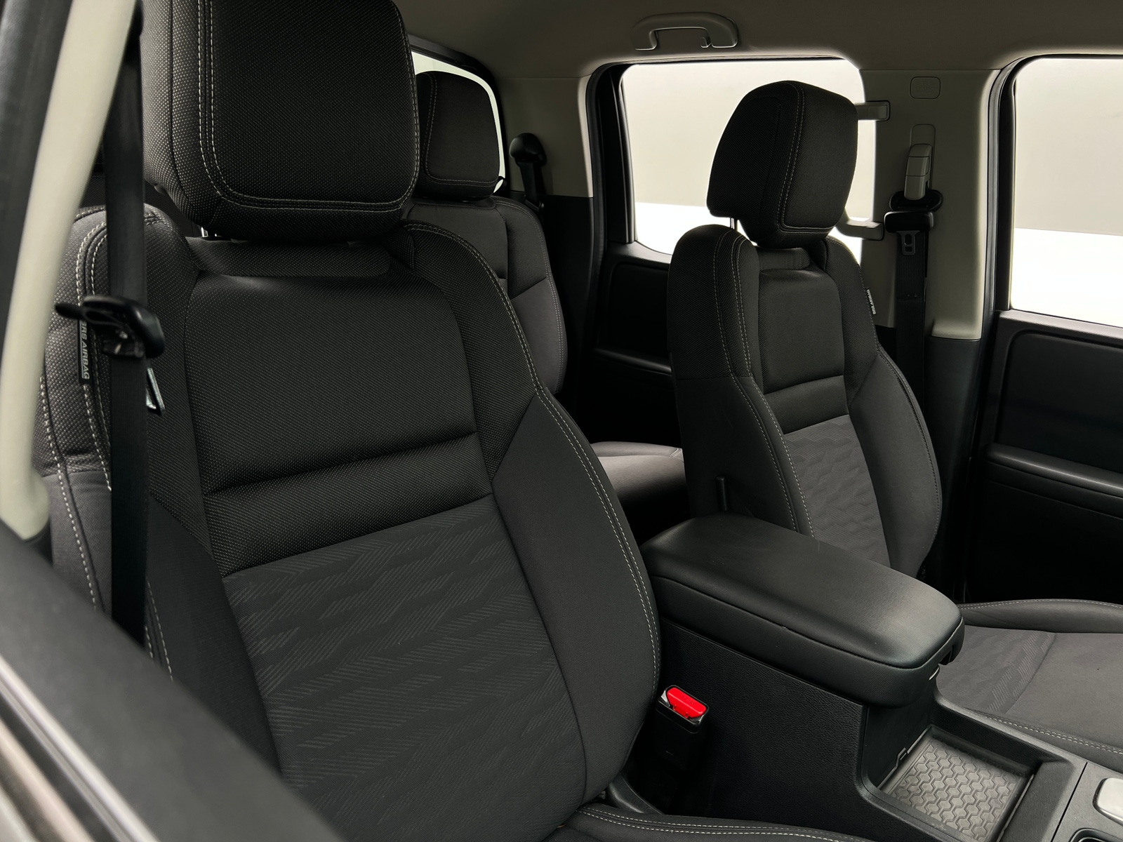 Thumbnail: 2022 Nissan Frontier - 2