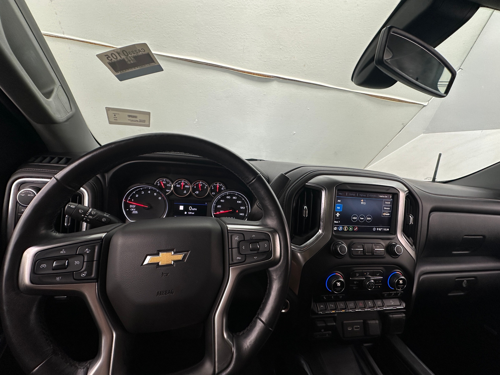 Thumbnail: 2020 Chevrolet Silverado 1500 - 3