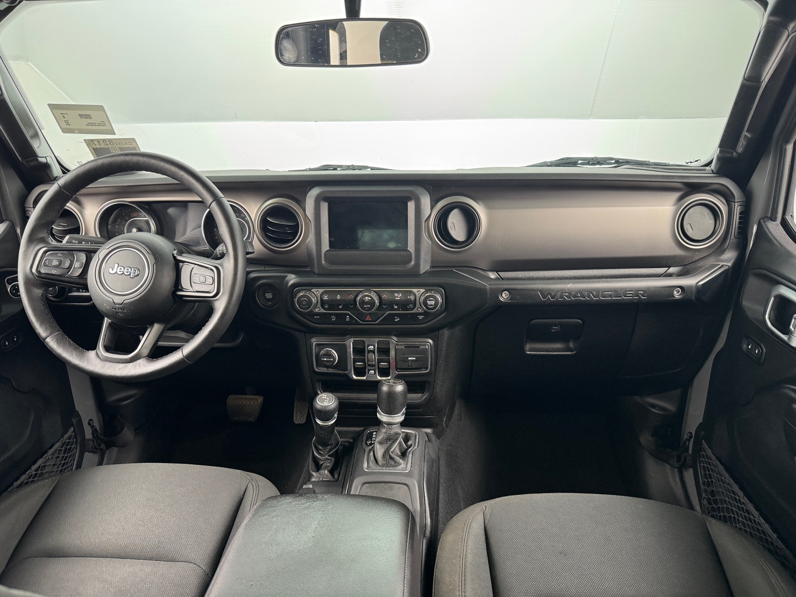 Thumbnail: 2019 Jeep Wrangler - 3