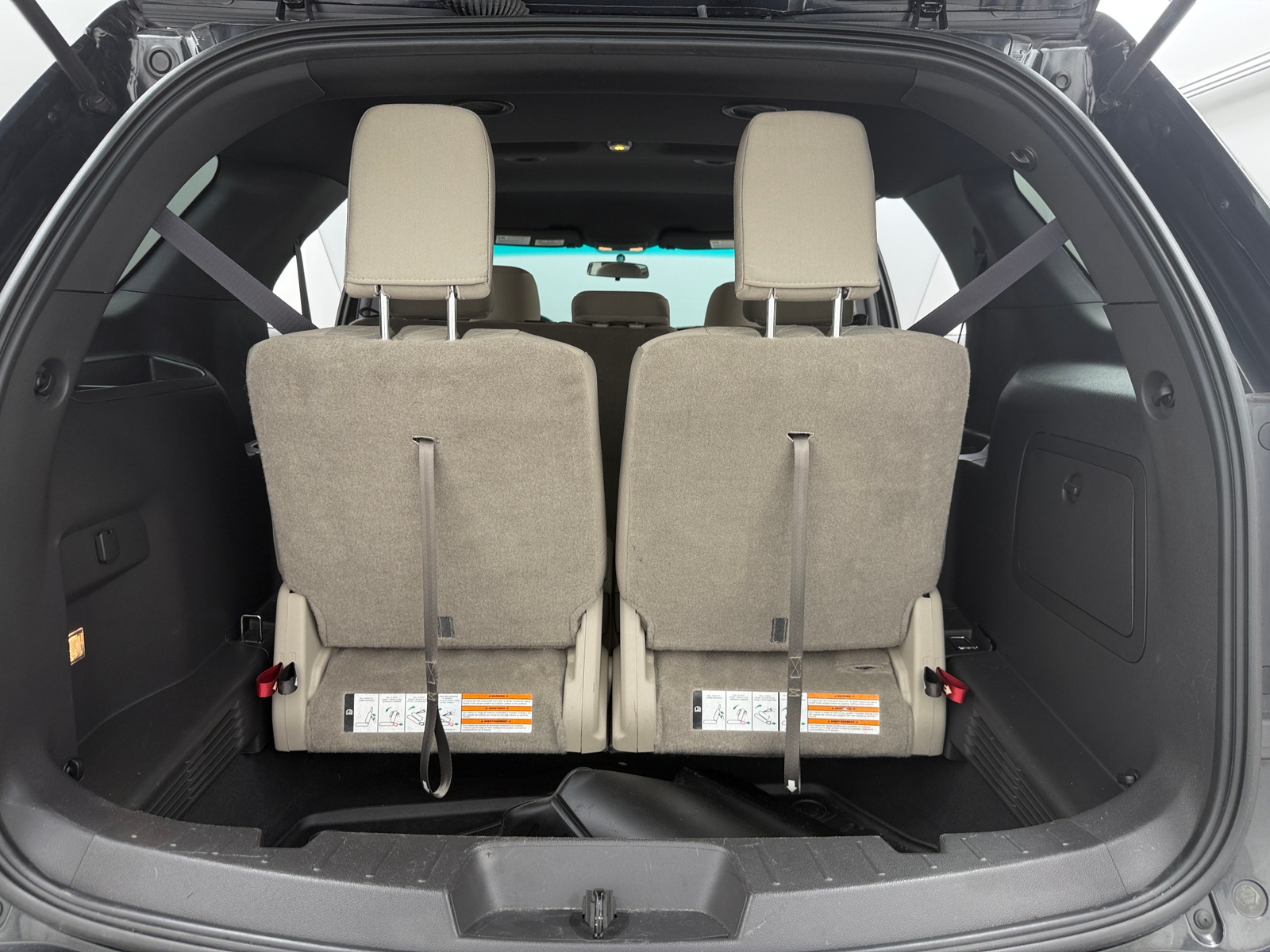 Thumbnail: 2015 Ford Explorer - 7