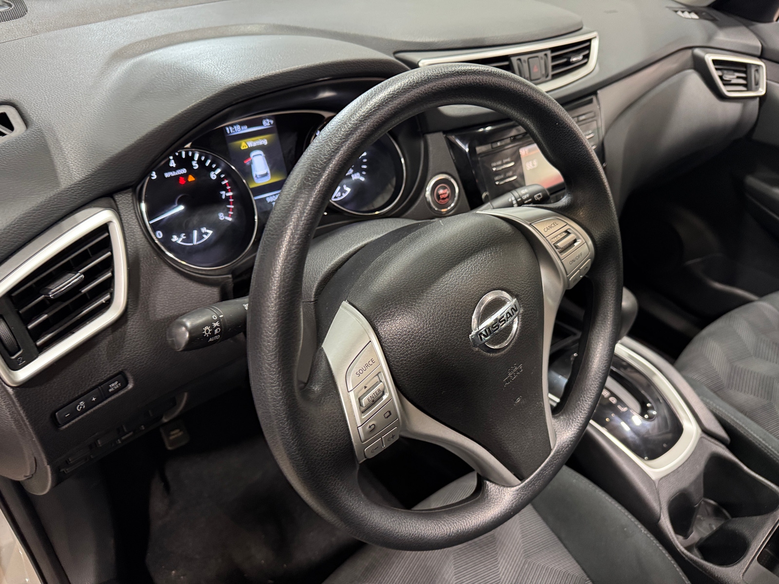 Thumbnail: 2016 Nissan Rogue - 3