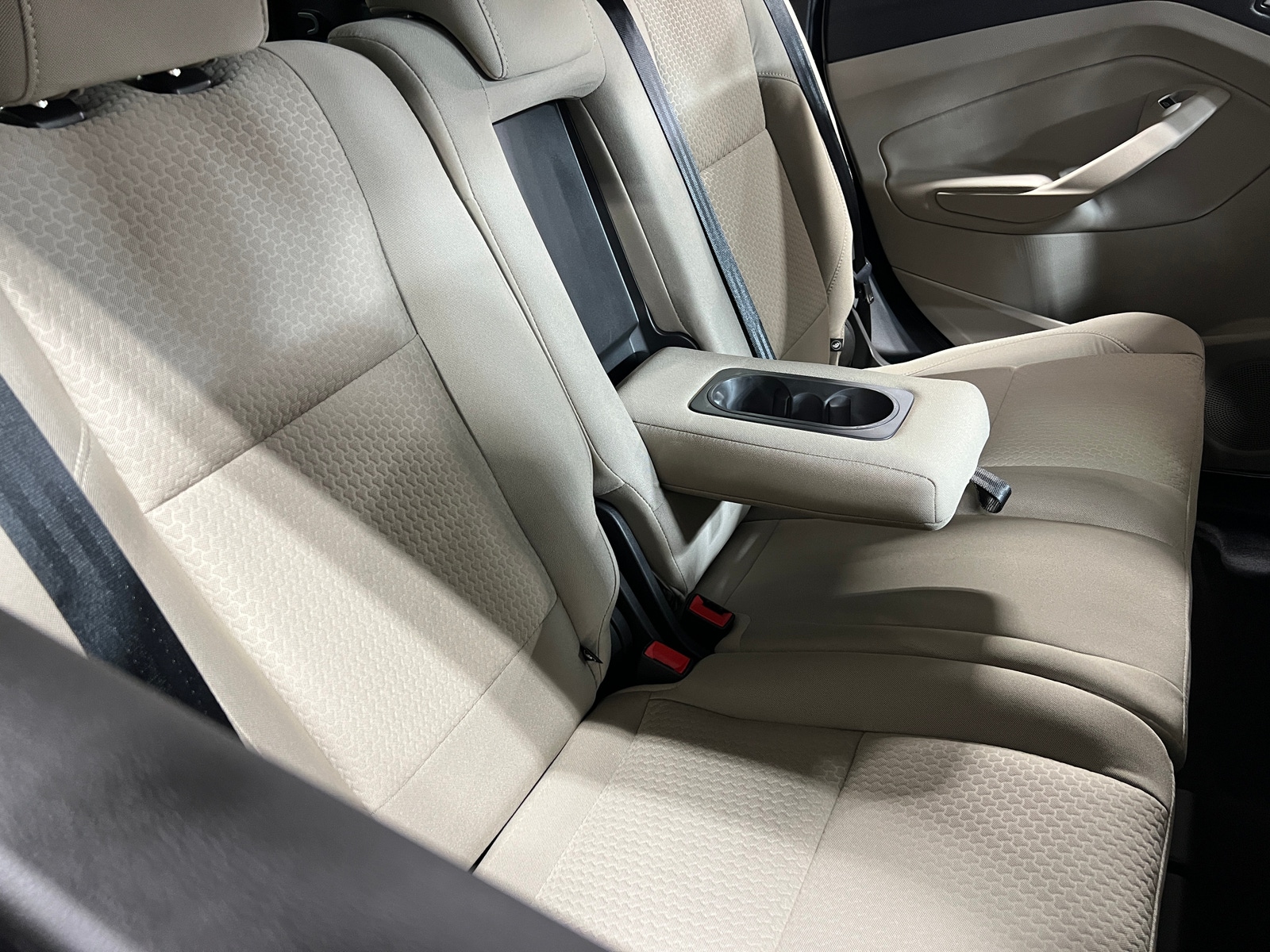 Thumbnail: 2019 Ford Escape - 6