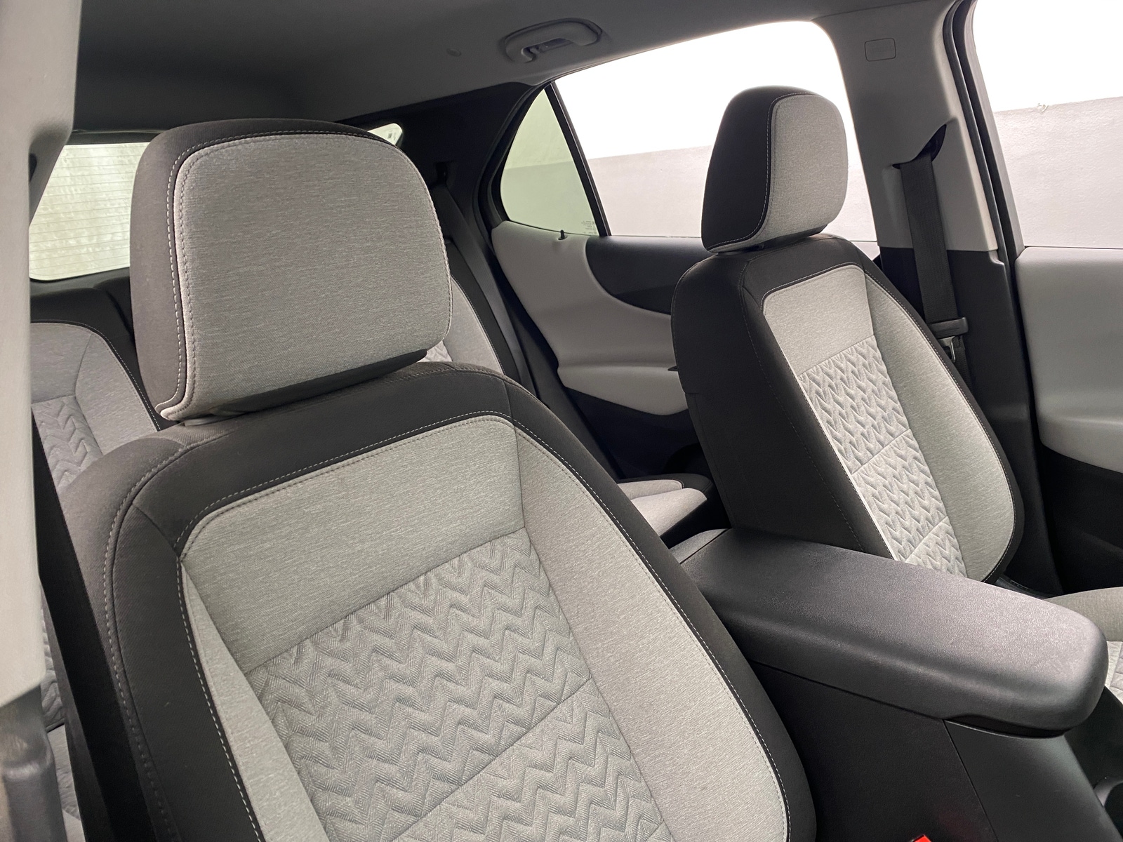 Thumbnail: 2023 Chevrolet Equinox - 2