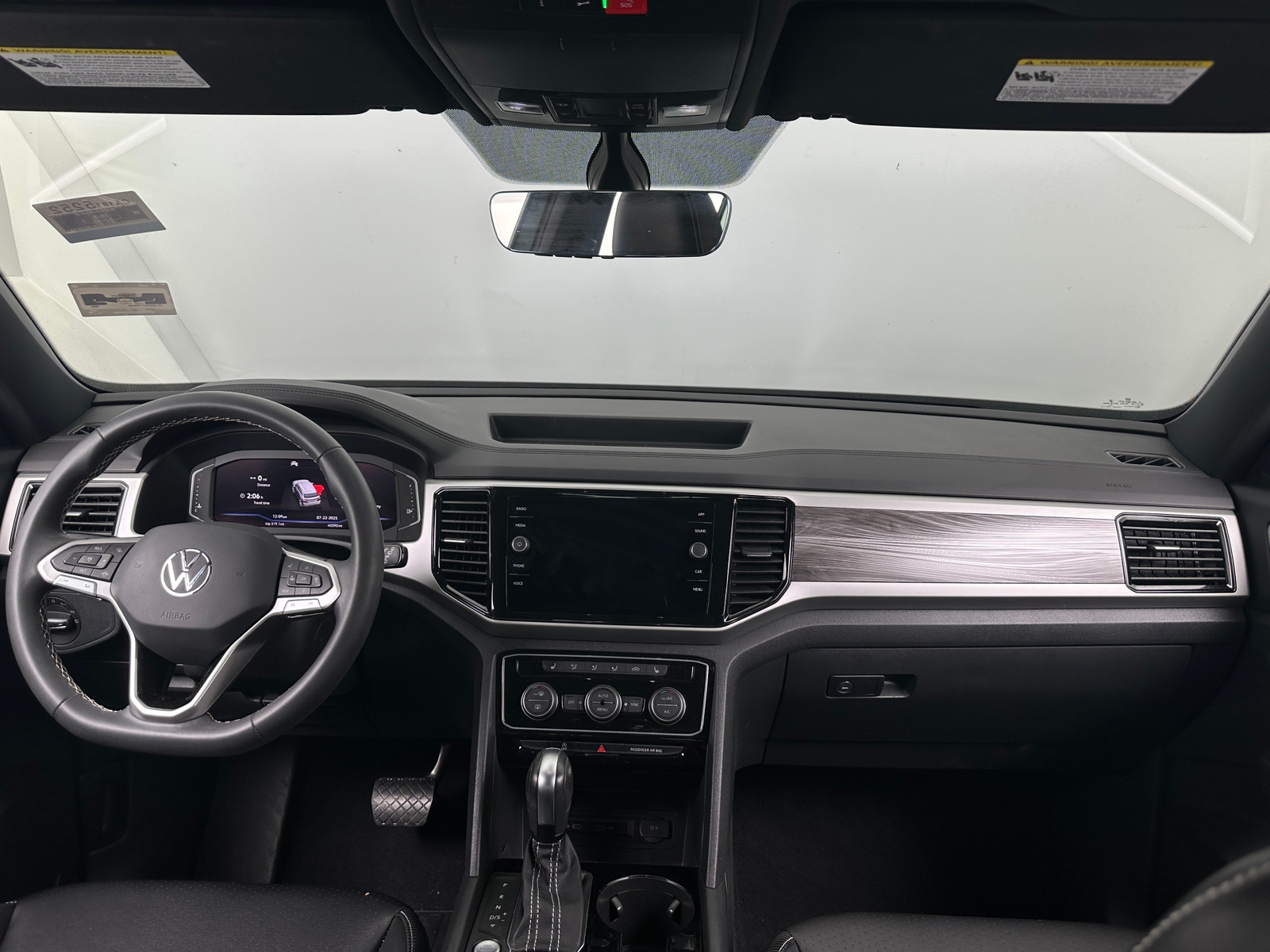 Thumbnail: 2023 Volkswagen Atlas - 2