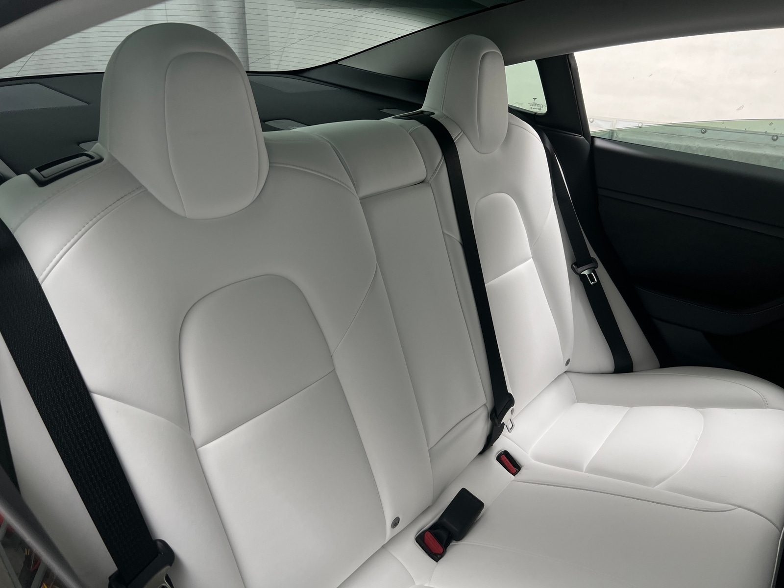 Thumbnail: 2022 Tesla Model 3 - 5