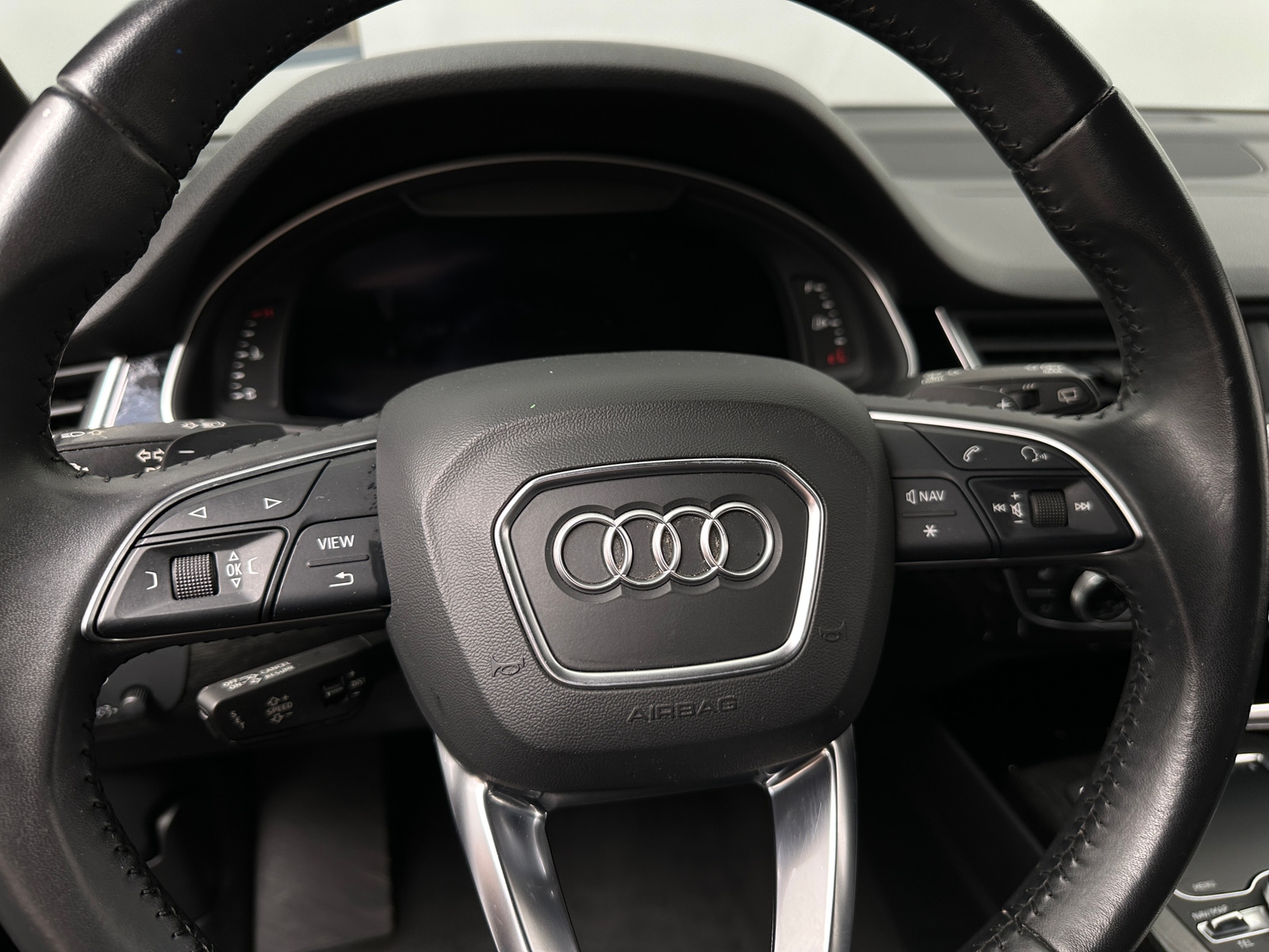 Thumbnail: 2018 Audi Q7 - 4