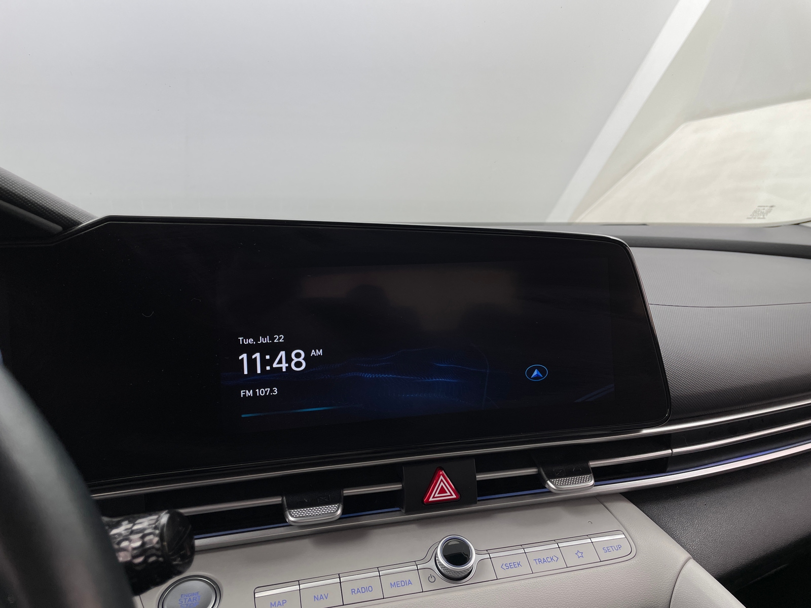 Thumbnail: 2022 Hyundai Elantra - 3
