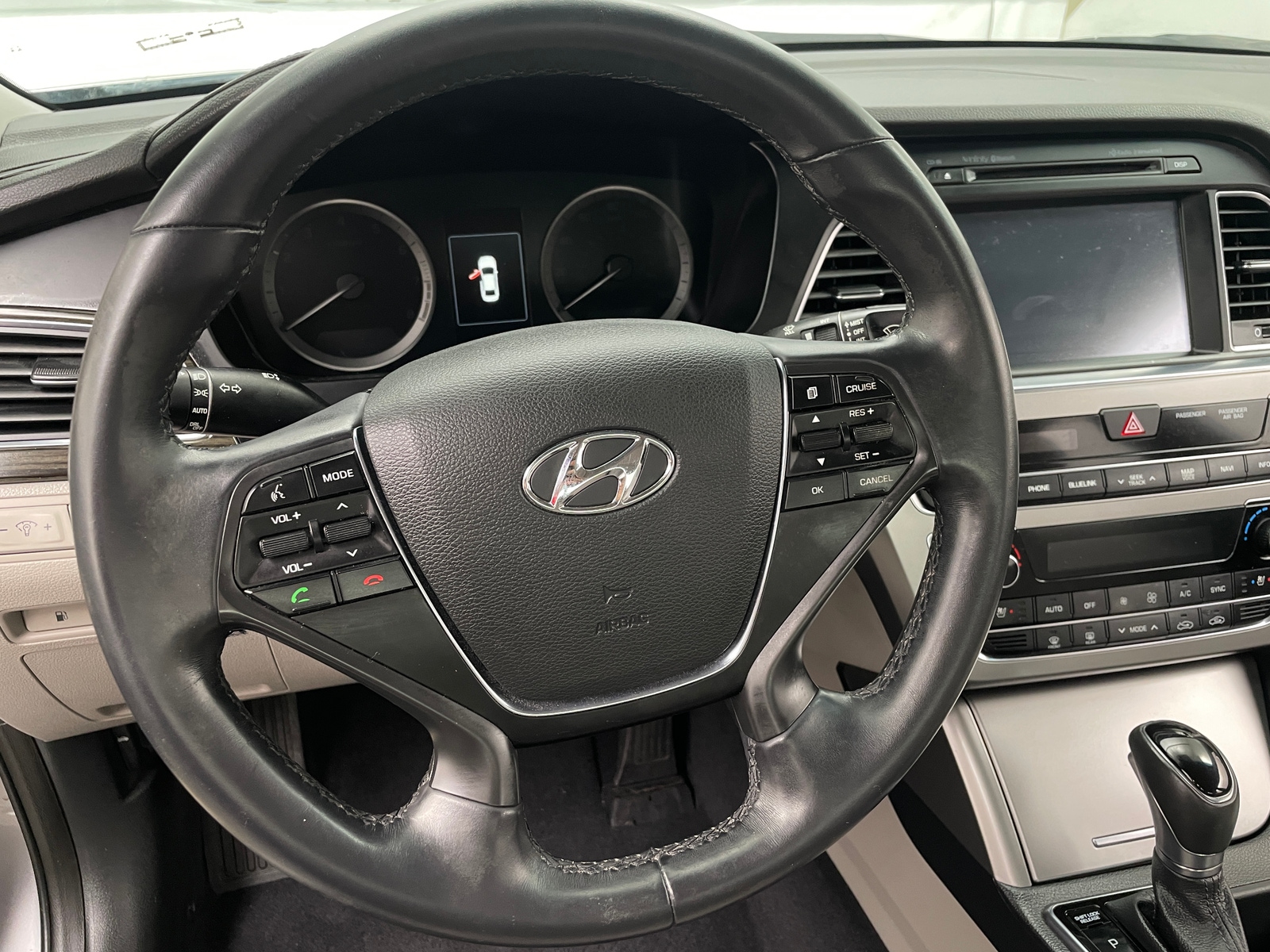 Thumbnail: 2017 Hyundai Sonata - 4