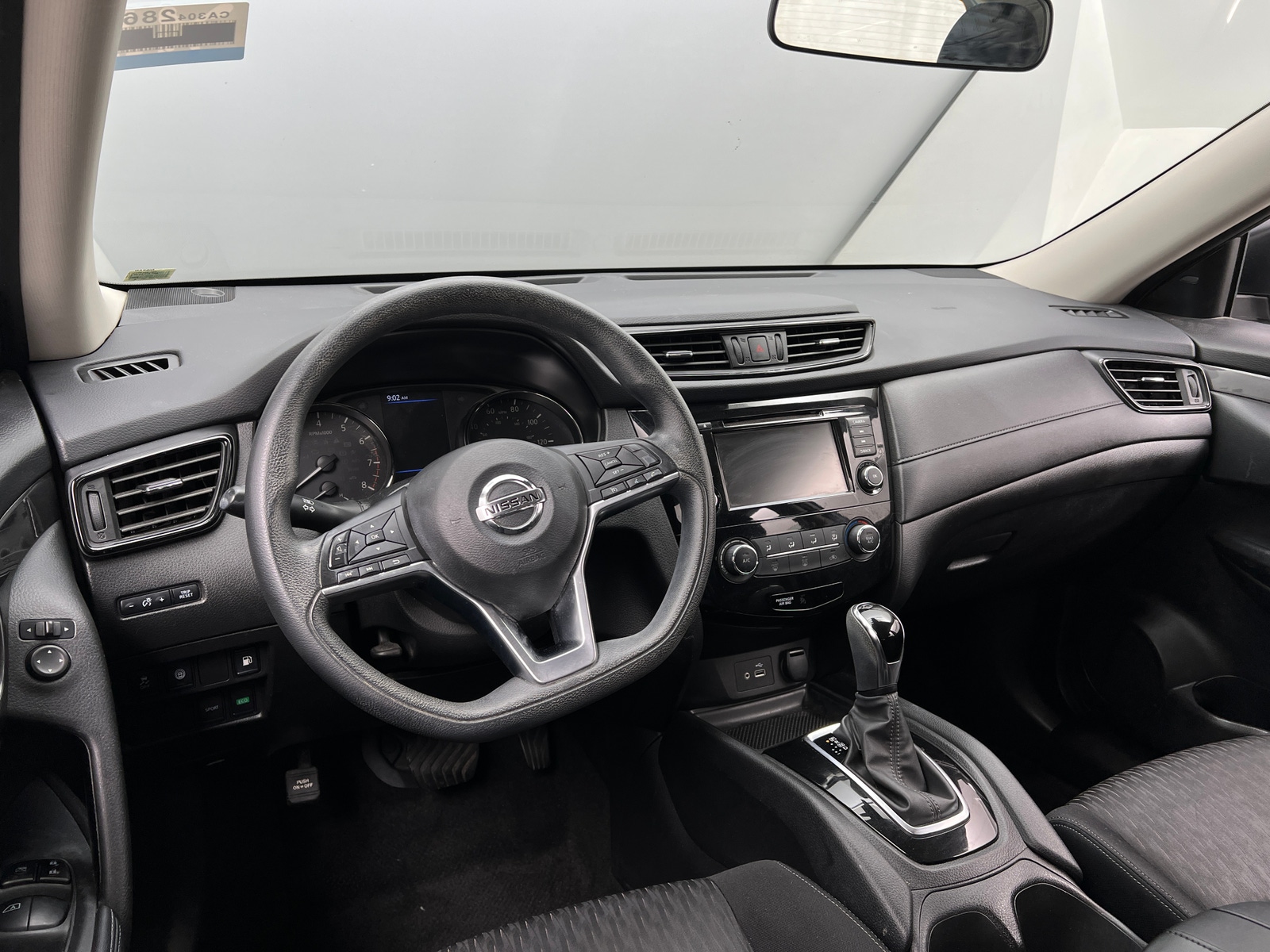 Thumbnail: 2019 Nissan Rogue - 3