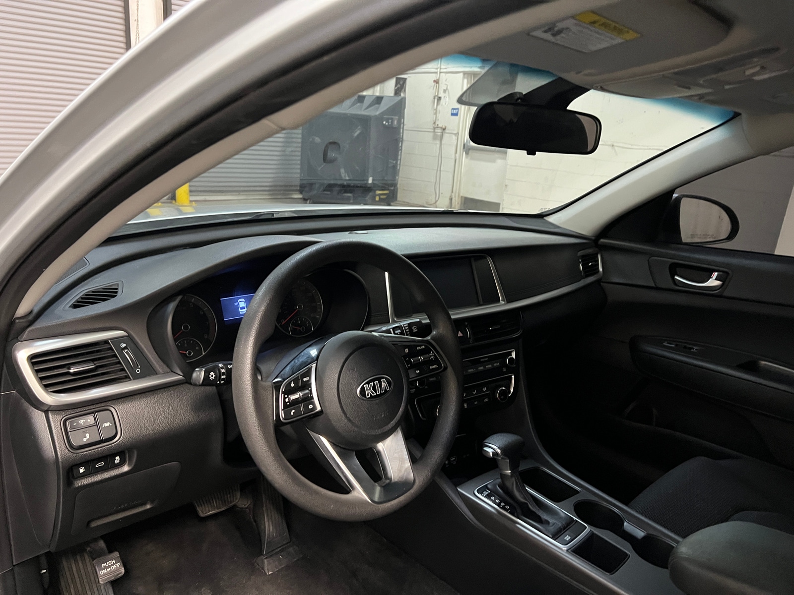 Thumbnail: 2019 Kia Optima - 3