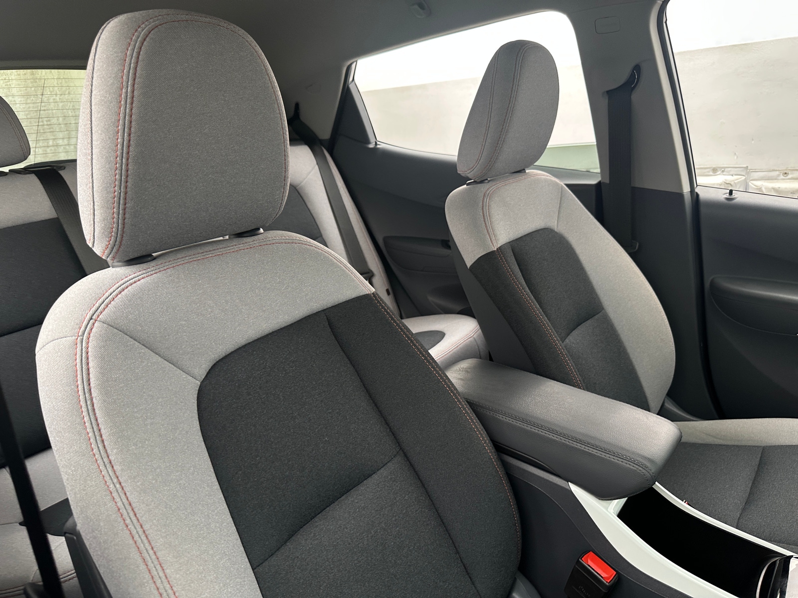 Thumbnail: 2021 Chevrolet Bolt EV - 2