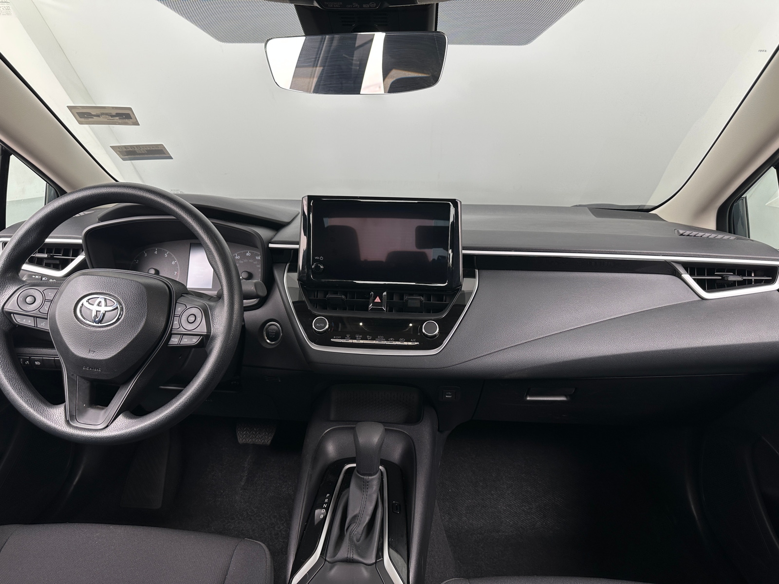 Thumbnail: 2025 Toyota Corolla - 3