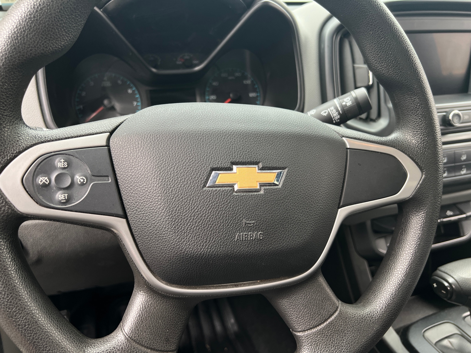 Thumbnail: 2021 Chevrolet Colorado - 5
