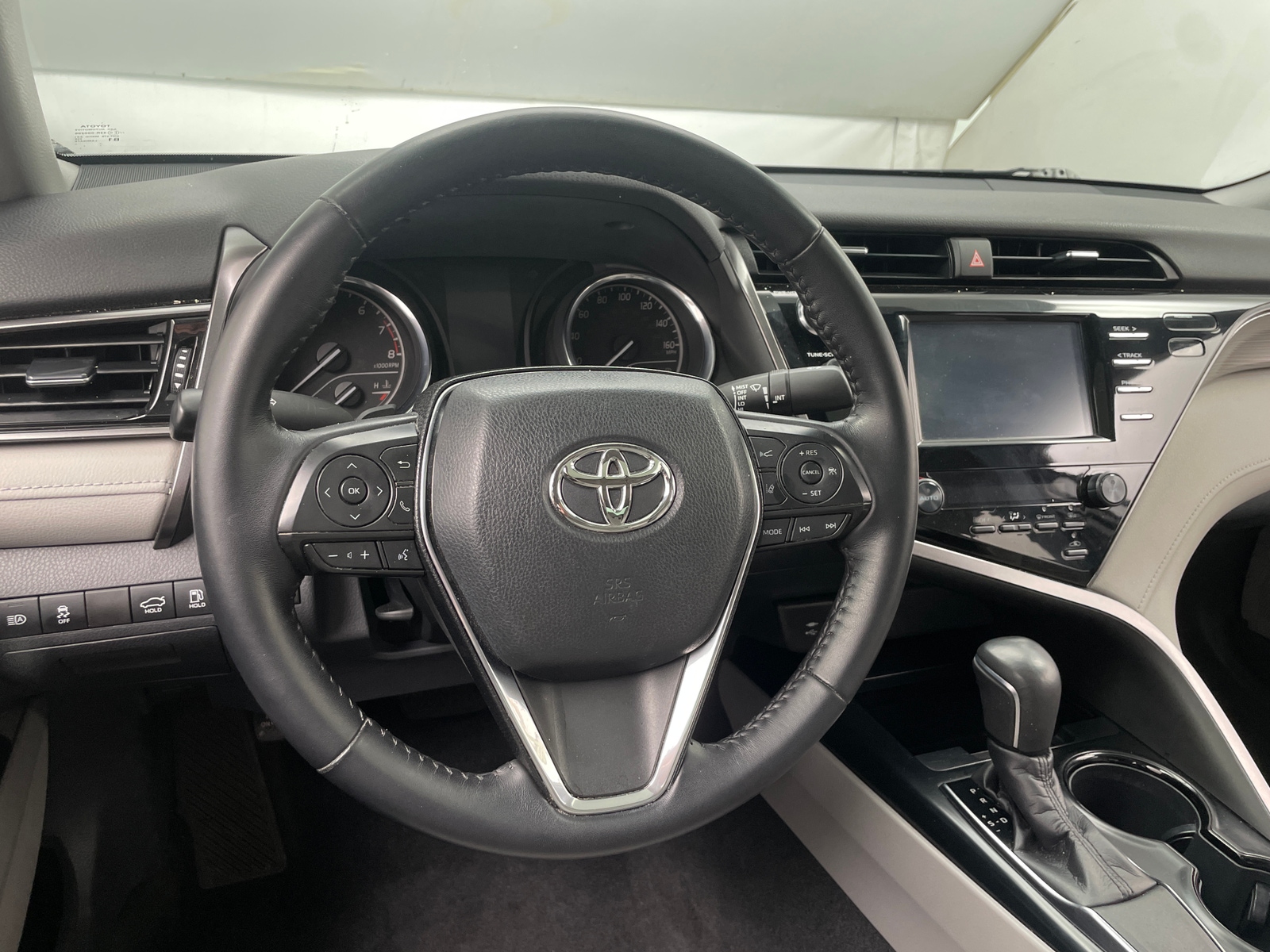 Thumbnail: 2019 Toyota Camry - 4