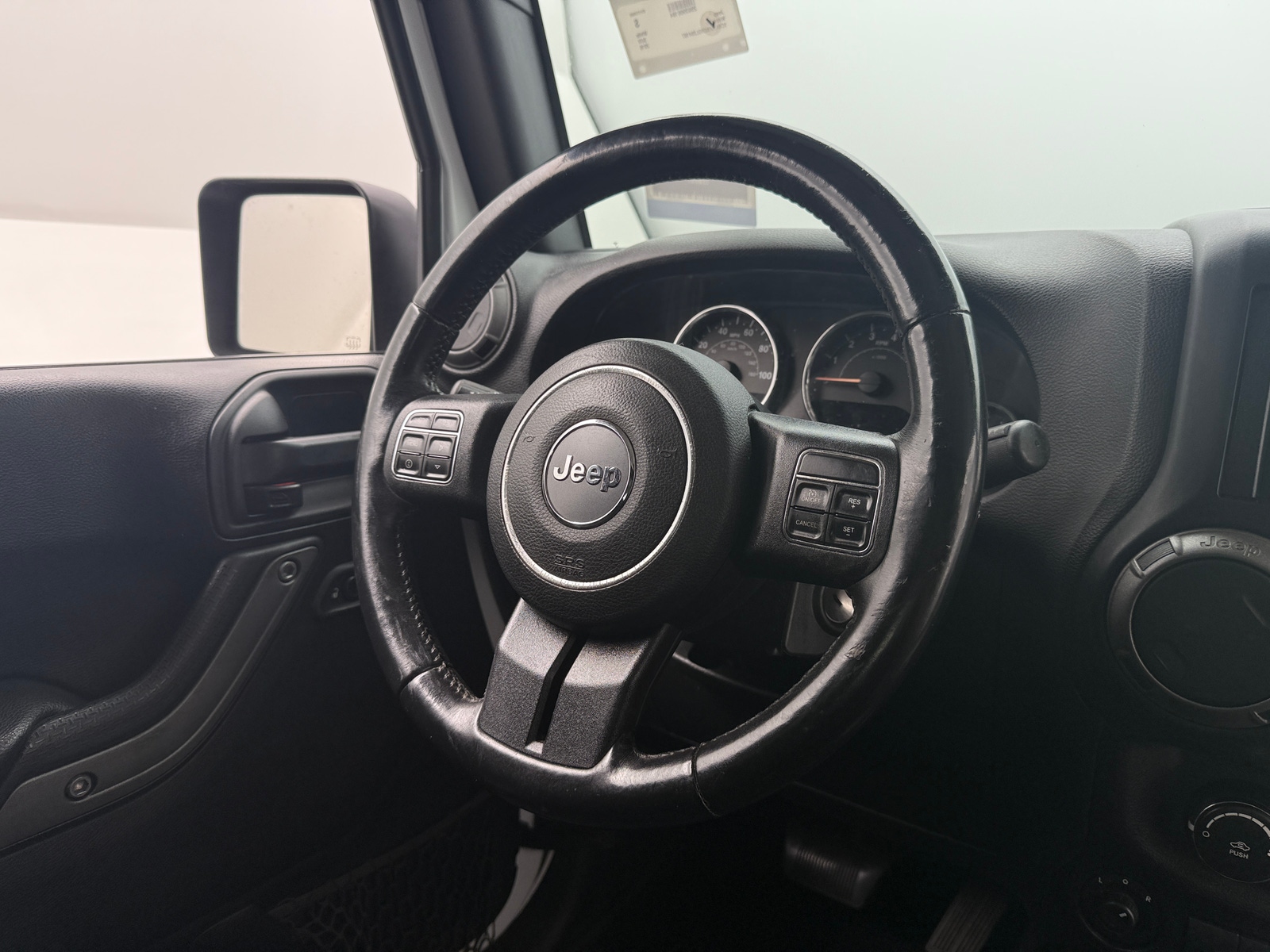 Thumbnail: 2016 Jeep Wrangler - 5