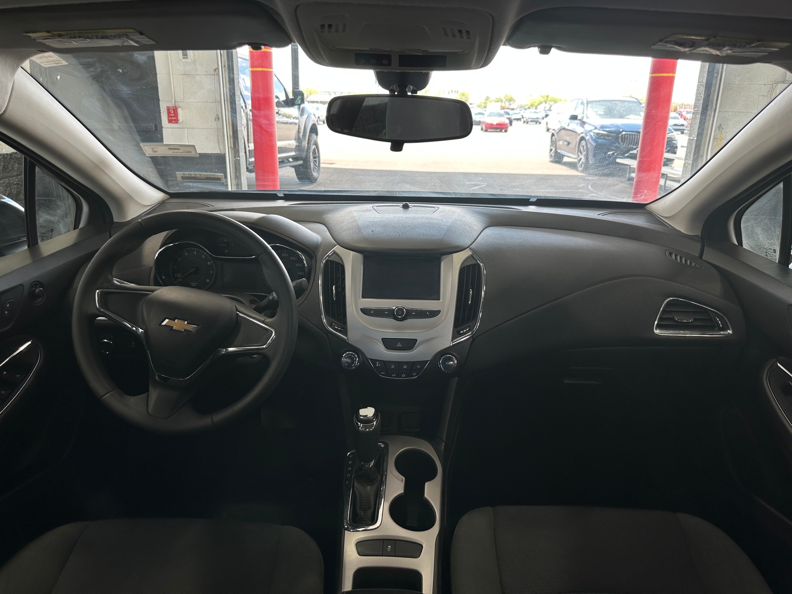 Thumbnail: 2017 Chevrolet Cruze - 3