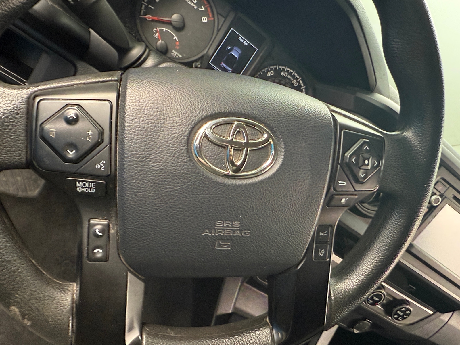 Thumbnail: 2018 Toyota Tacoma - 5