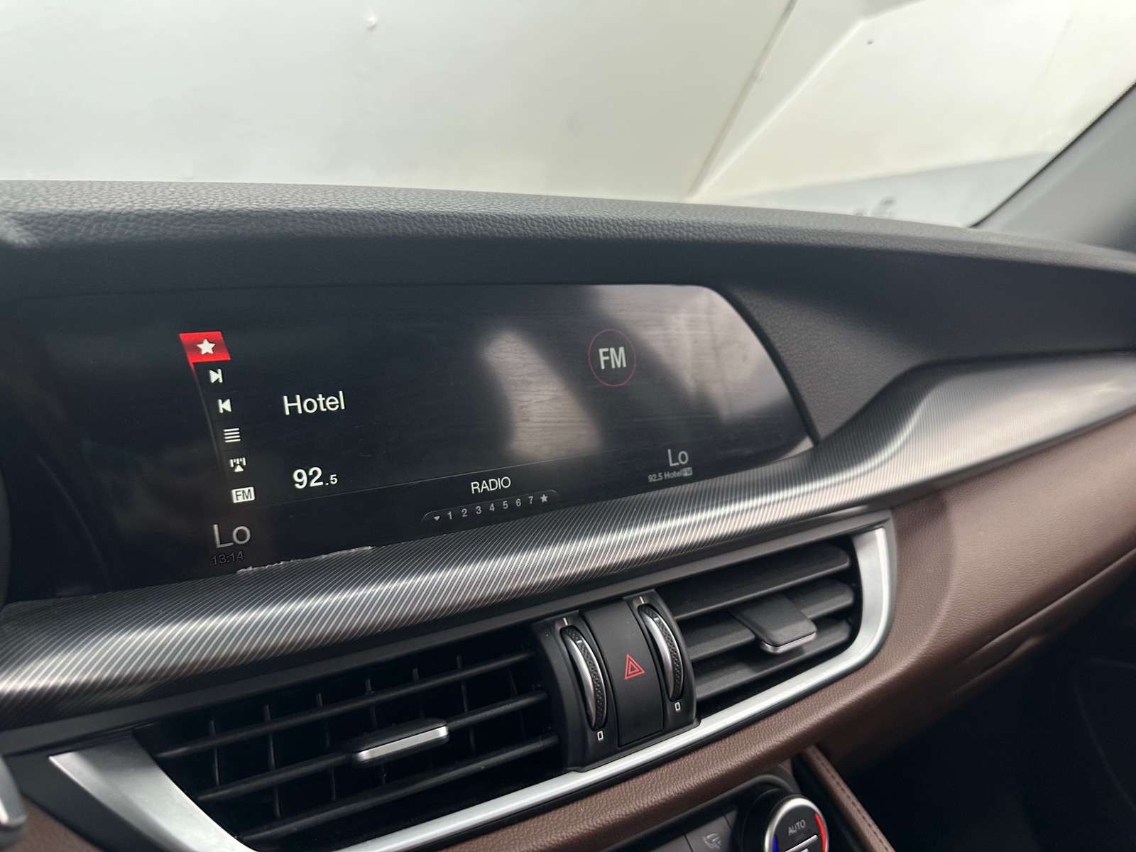 Thumbnail: 2018 Alfa Romeo Stelvio - 3
