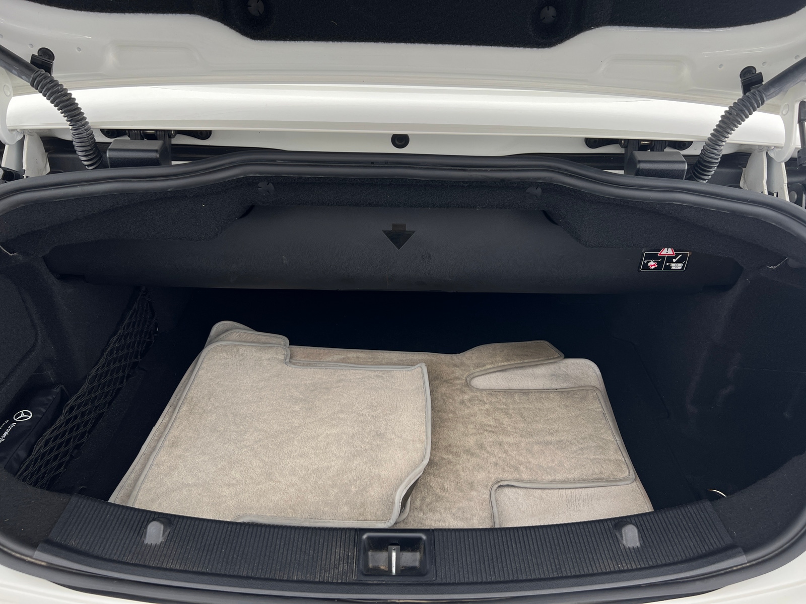Thumbnail: 2011 Mercedes-Benz E-Class - 6