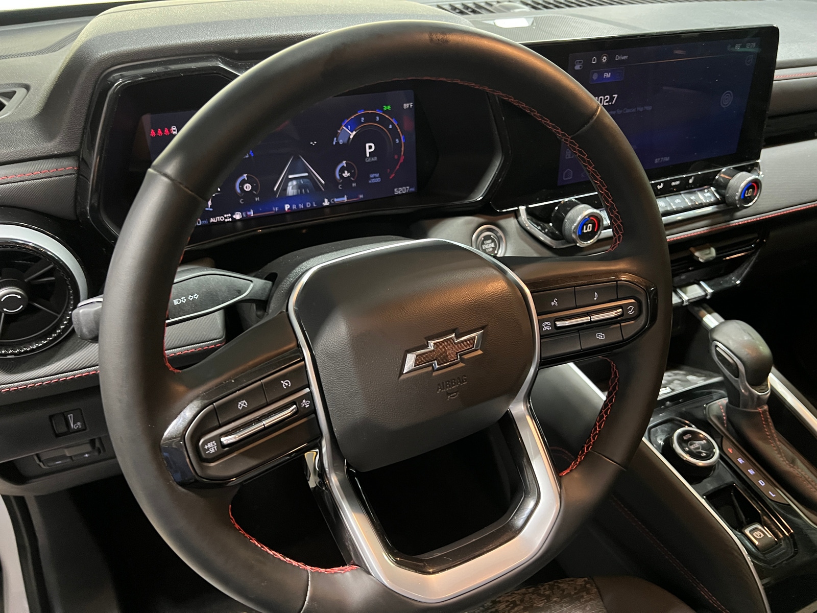 Thumbnail: 2024 Chevrolet Colorado - 5