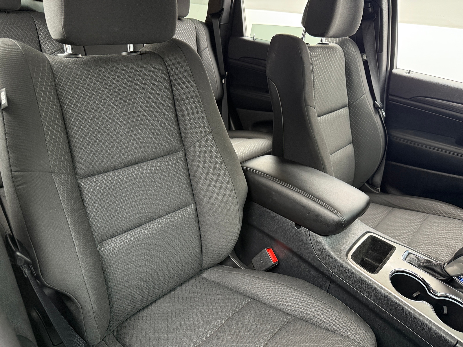 Thumbnail: 2019 Jeep Grand Cherokee - 2
