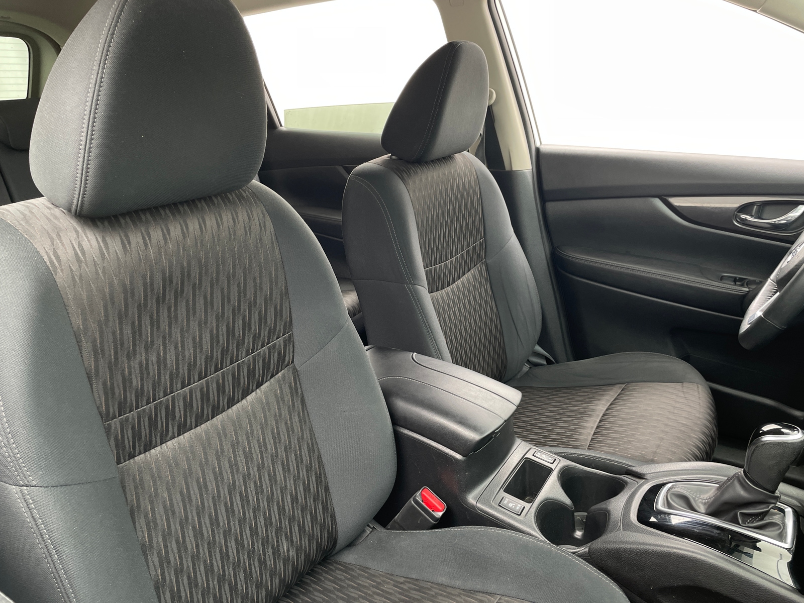 Thumbnail: 2018 Nissan Rogue - 2