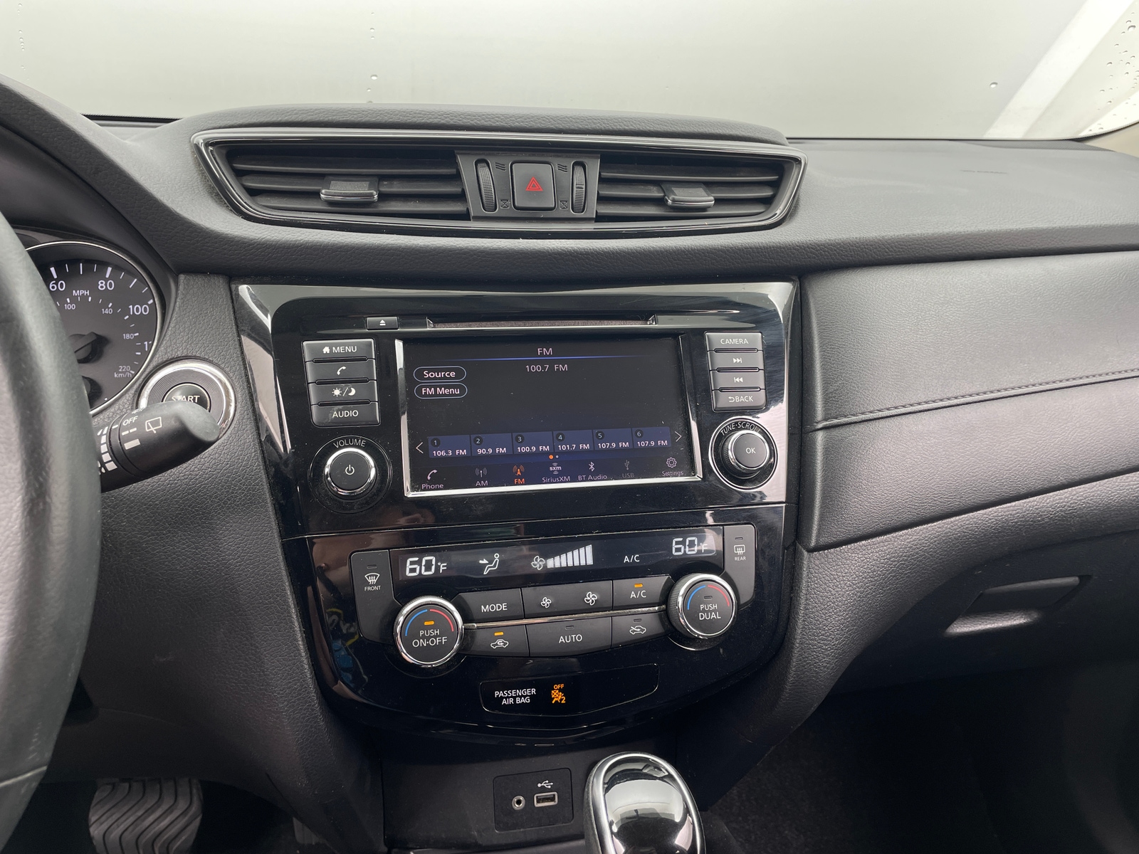 Thumbnail: 2018 Nissan Rogue - 4