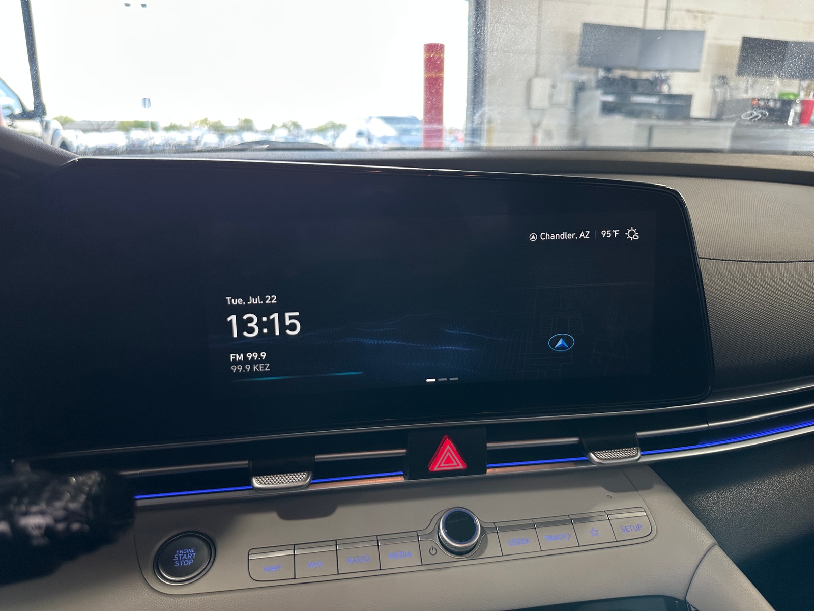 Thumbnail: 2023 Hyundai Elantra - 3