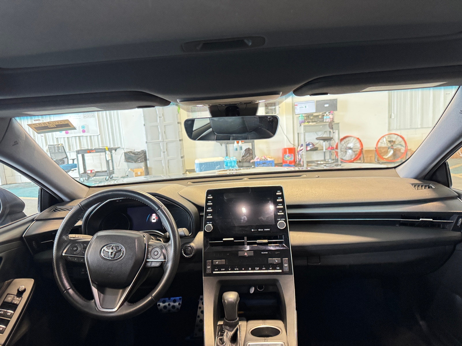Thumbnail: 2019 Toyota Avalon - 2