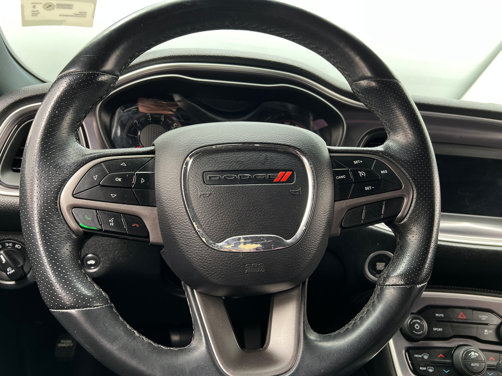 Thumbnail: 2019 Dodge Challenger - 5