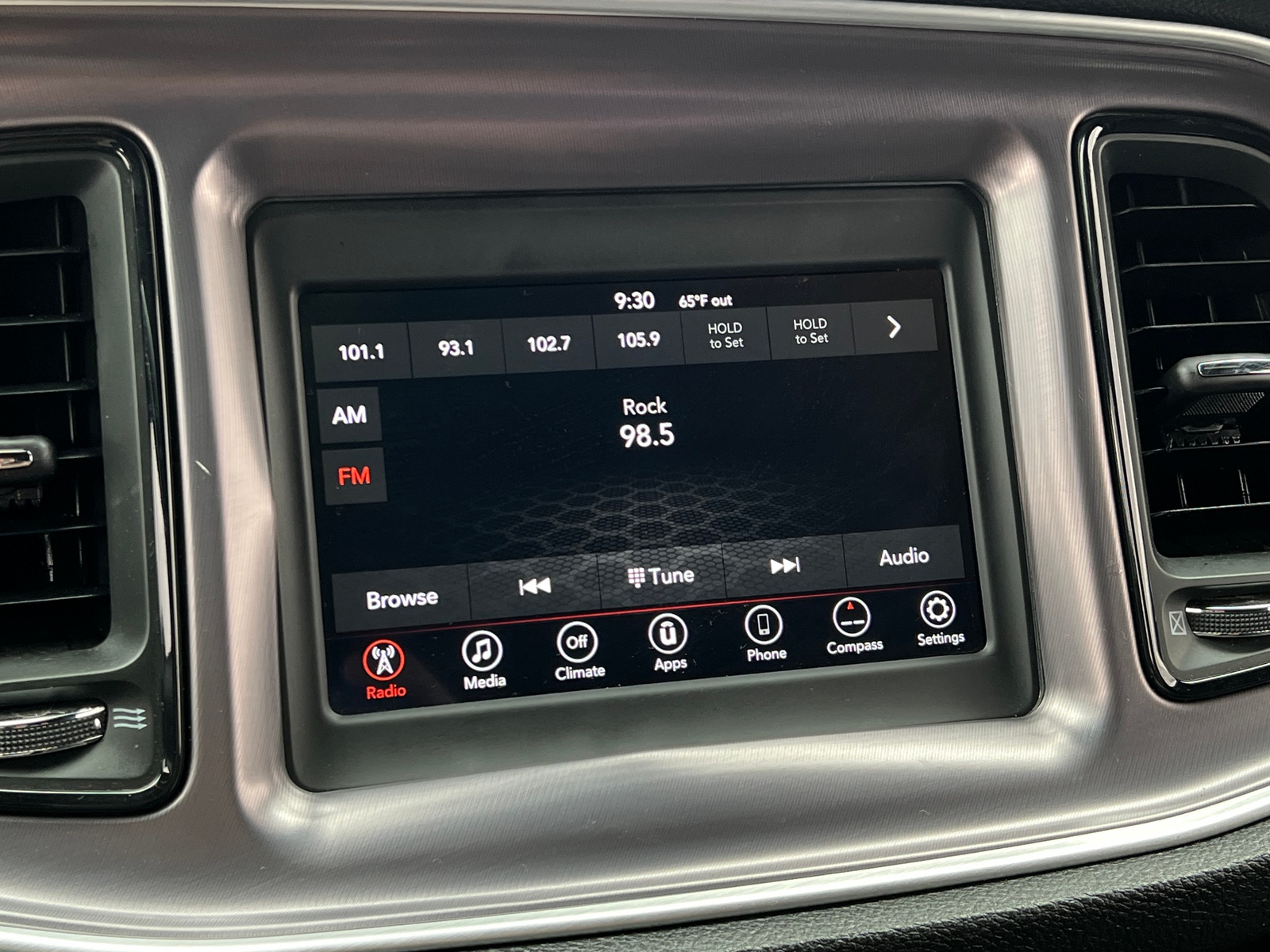 Thumbnail: 2019 Dodge Challenger - 4