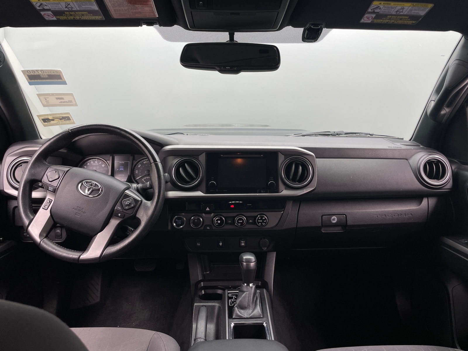 Thumbnail: 2016 Toyota Tacoma - 3
