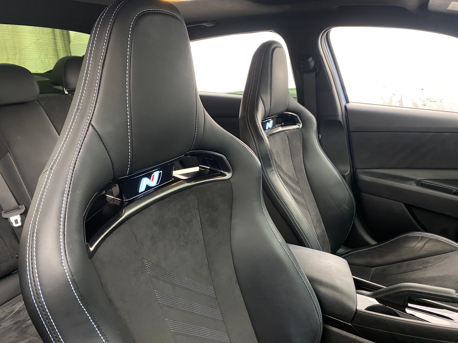 Thumbnail: 2022 Hyundai Elantra - 2