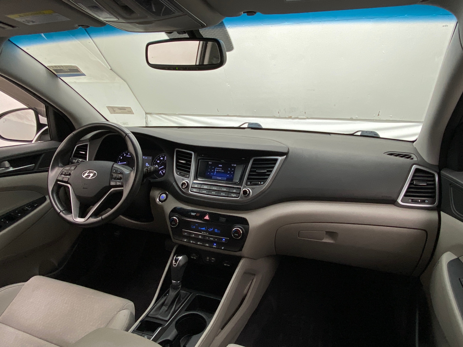 Thumbnail: 2017 Hyundai Tucson - 3