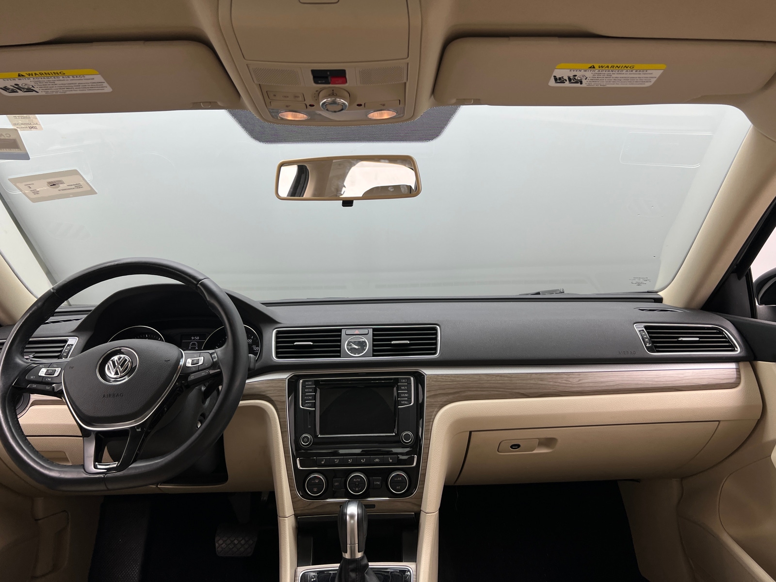 Thumbnail: 2016 Volkswagen Passat - 2